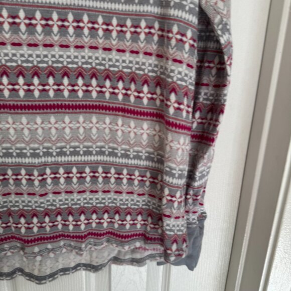 EUC Victoria’s Secret Thermal Top Fair Isle Gray, Pink, and White Color, Size L - Picture 6 of 9